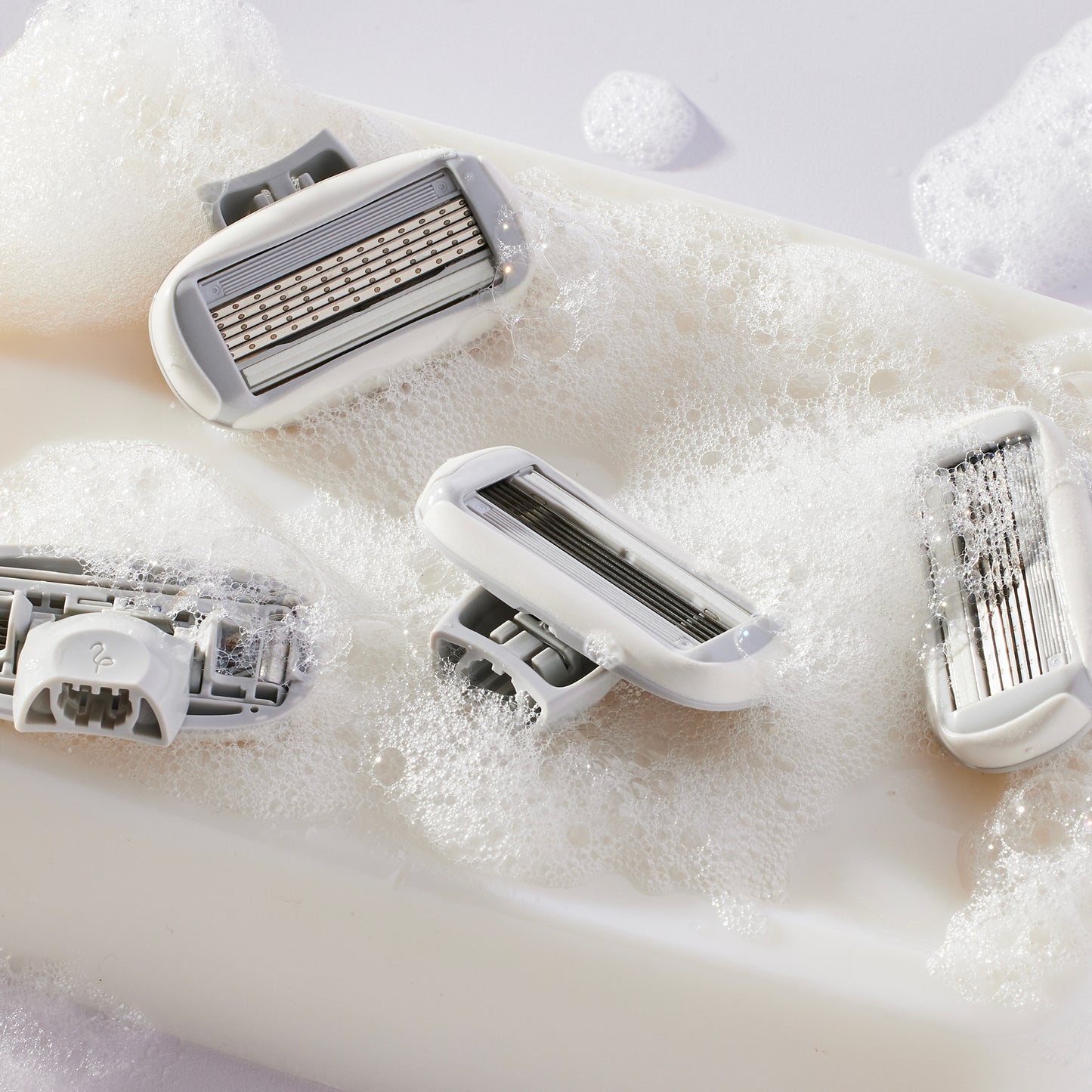 lamingo Women's Razor Value Pack: Lilac Handle + 5 Cartridges - Comfortable Shaving
