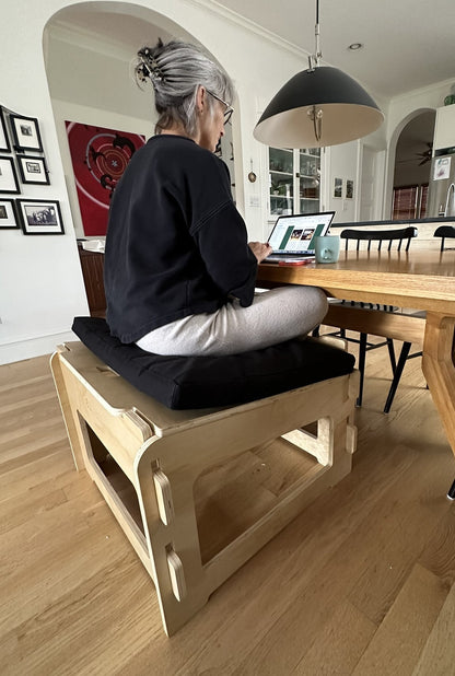 Active Sitting Chair Ergonomic Adjustable Angle Platform Design for Meditation Functional Sitting Work Versatility